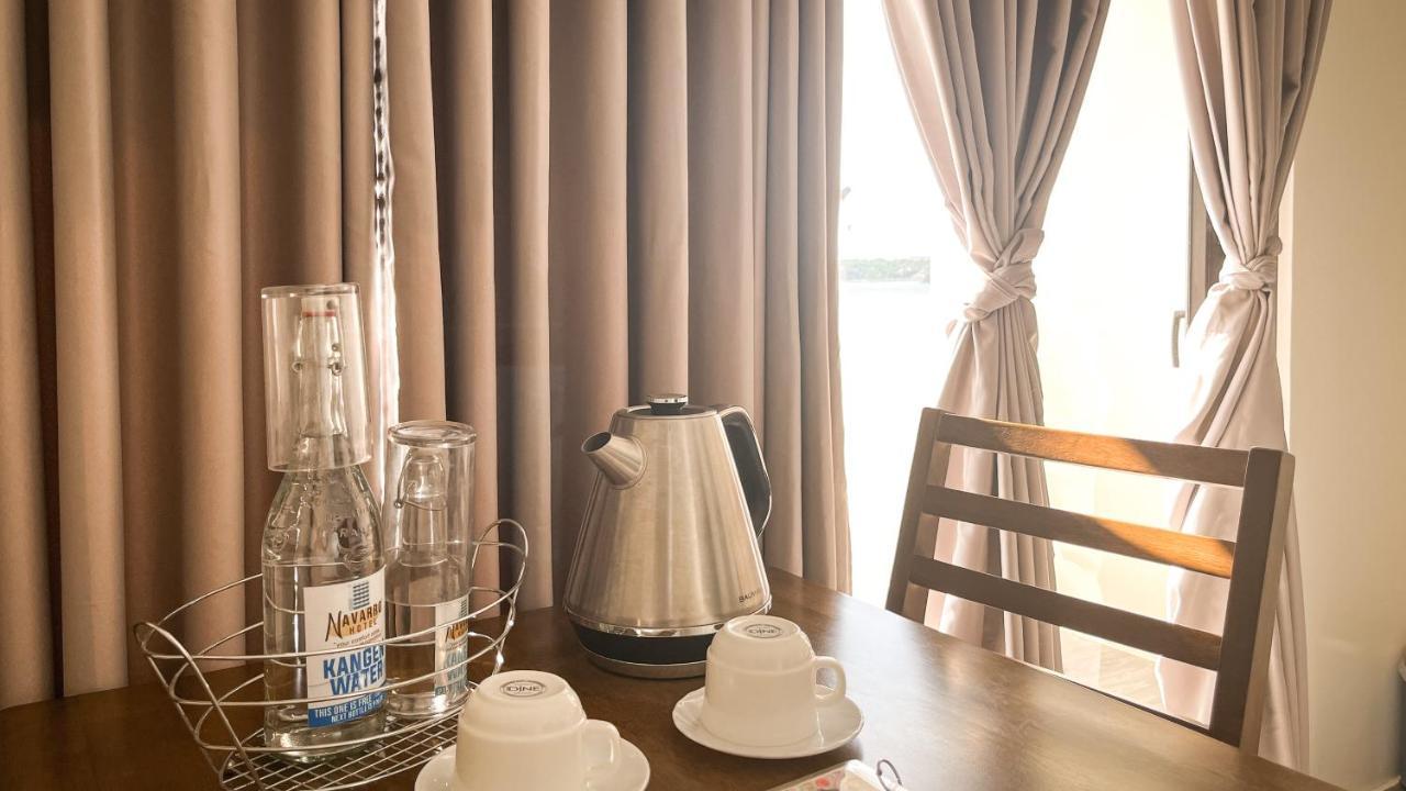Navarro Hotel Caticlan Zewnętrze zdjęcie