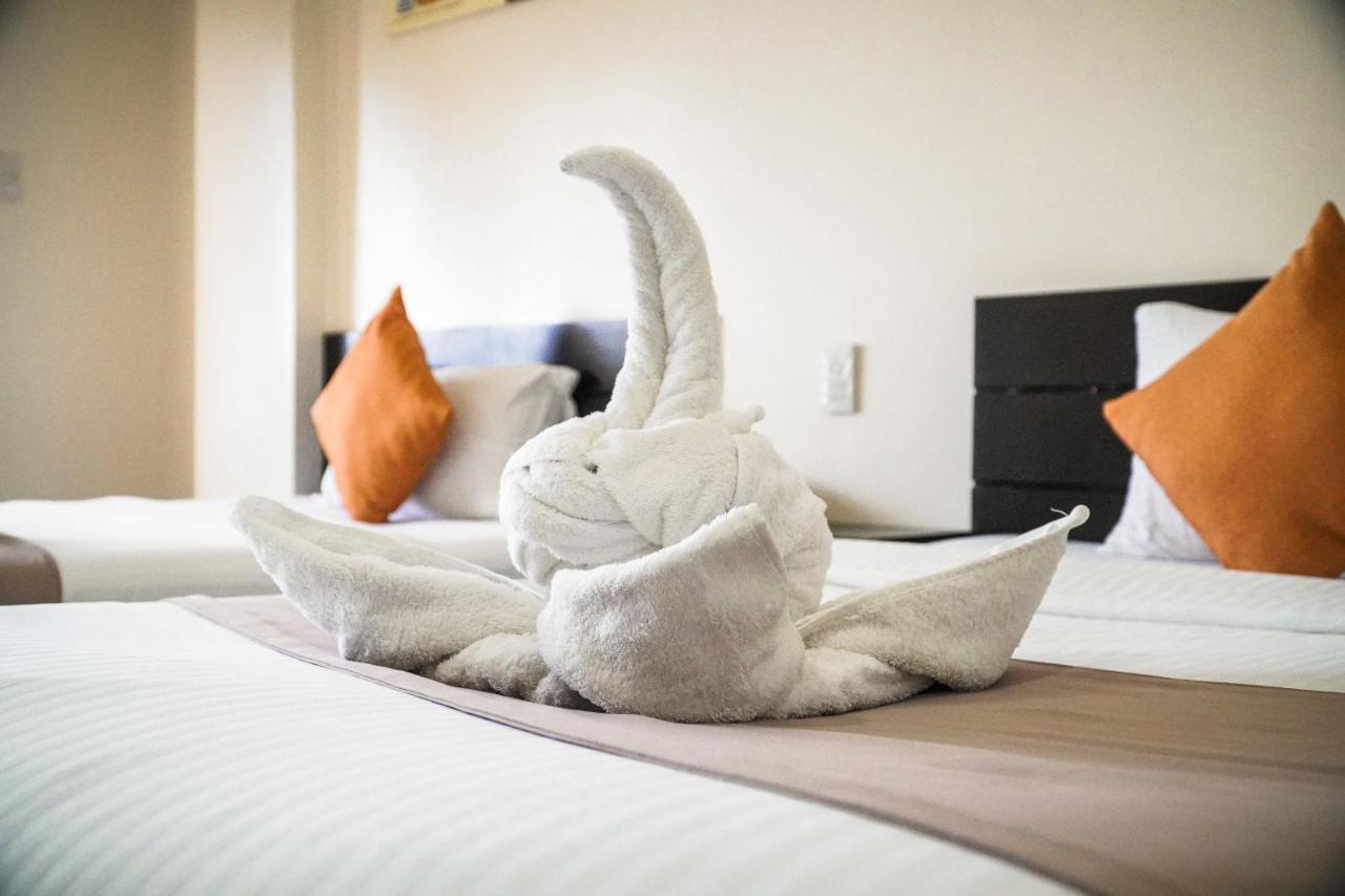 Navarro Hotel Caticlan Zewnętrze zdjęcie