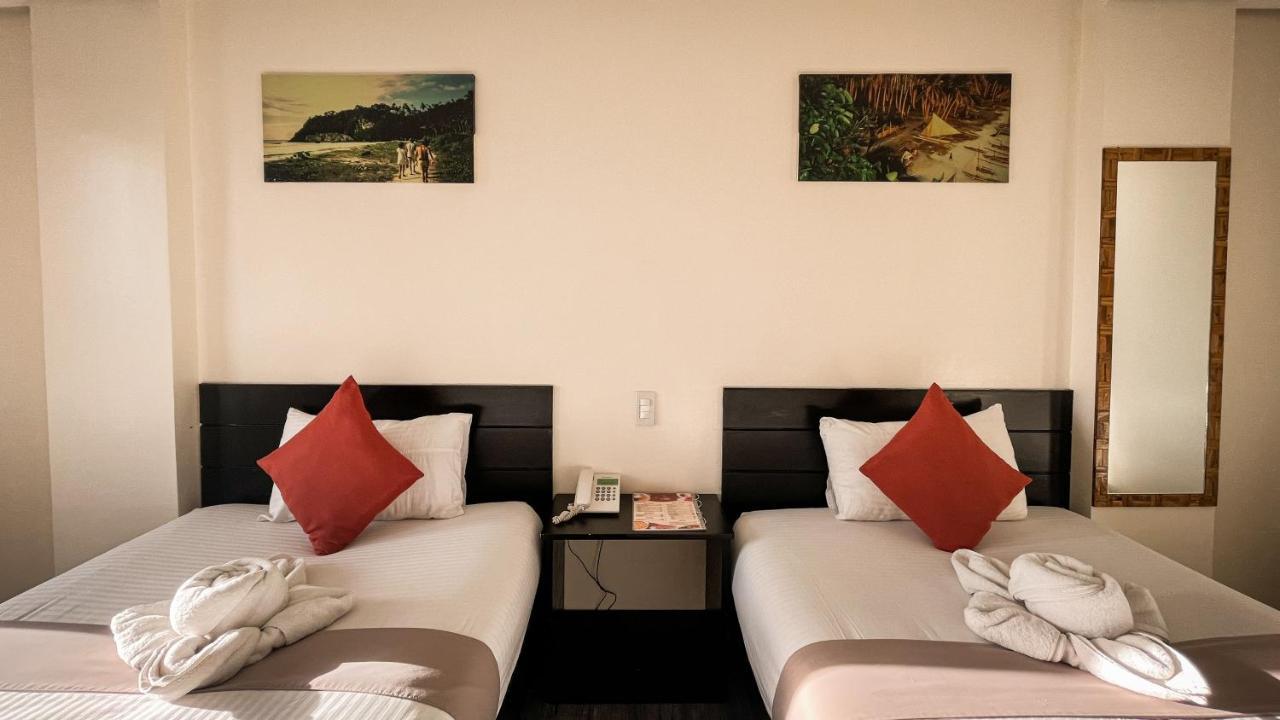 Navarro Hotel Caticlan Zewnętrze zdjęcie